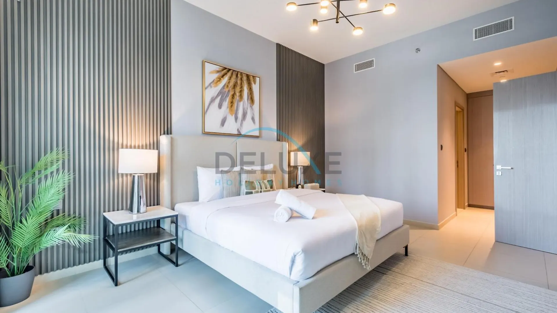 Splendid 2Br Apartment At Act One Act Two Tower 2 In Downtown Dubai By Deluxe Holiday Homes